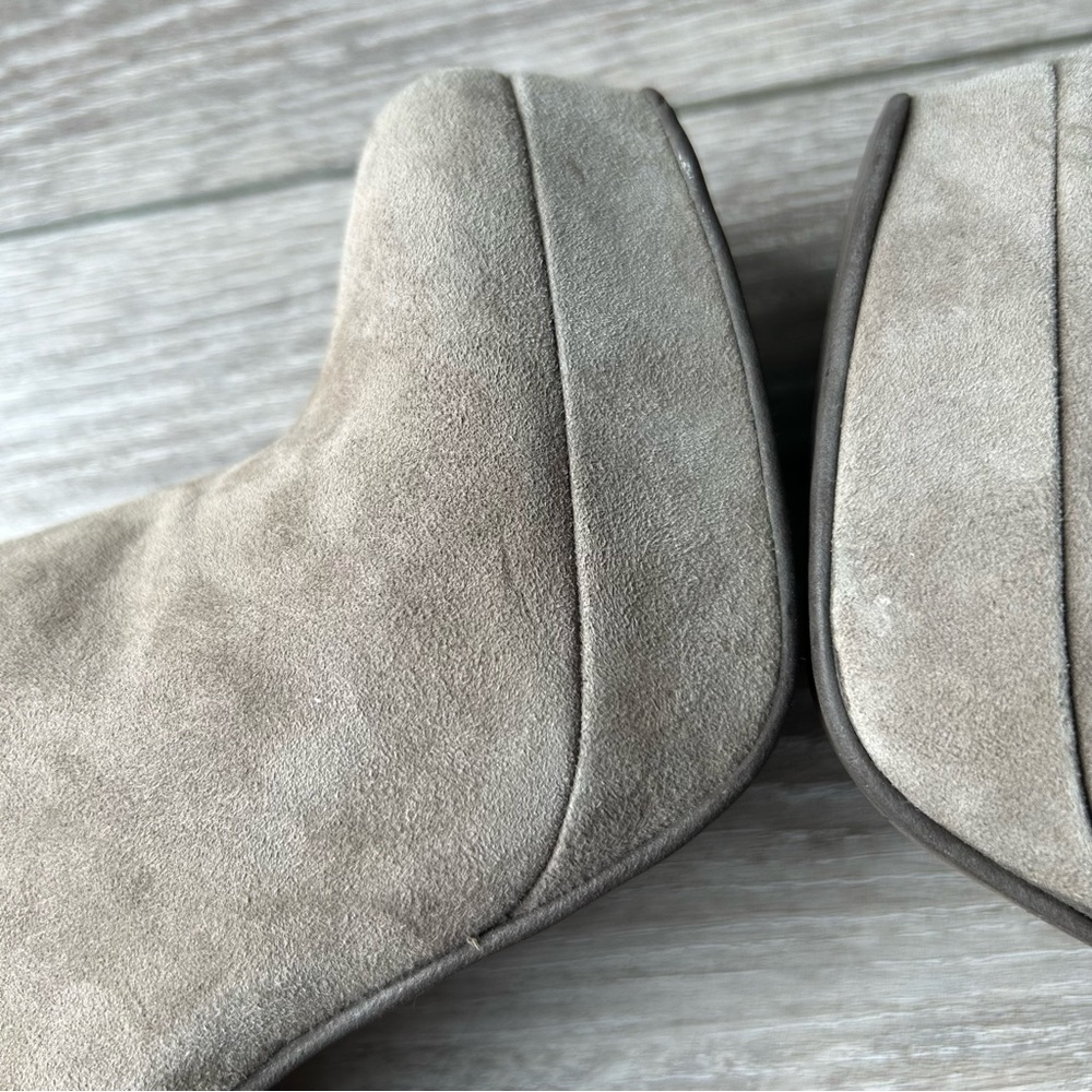Vera Gomma Taupe  Suede Leather Chunky Heel Platform Slip On Ankle Boots - Picture 9 of 16